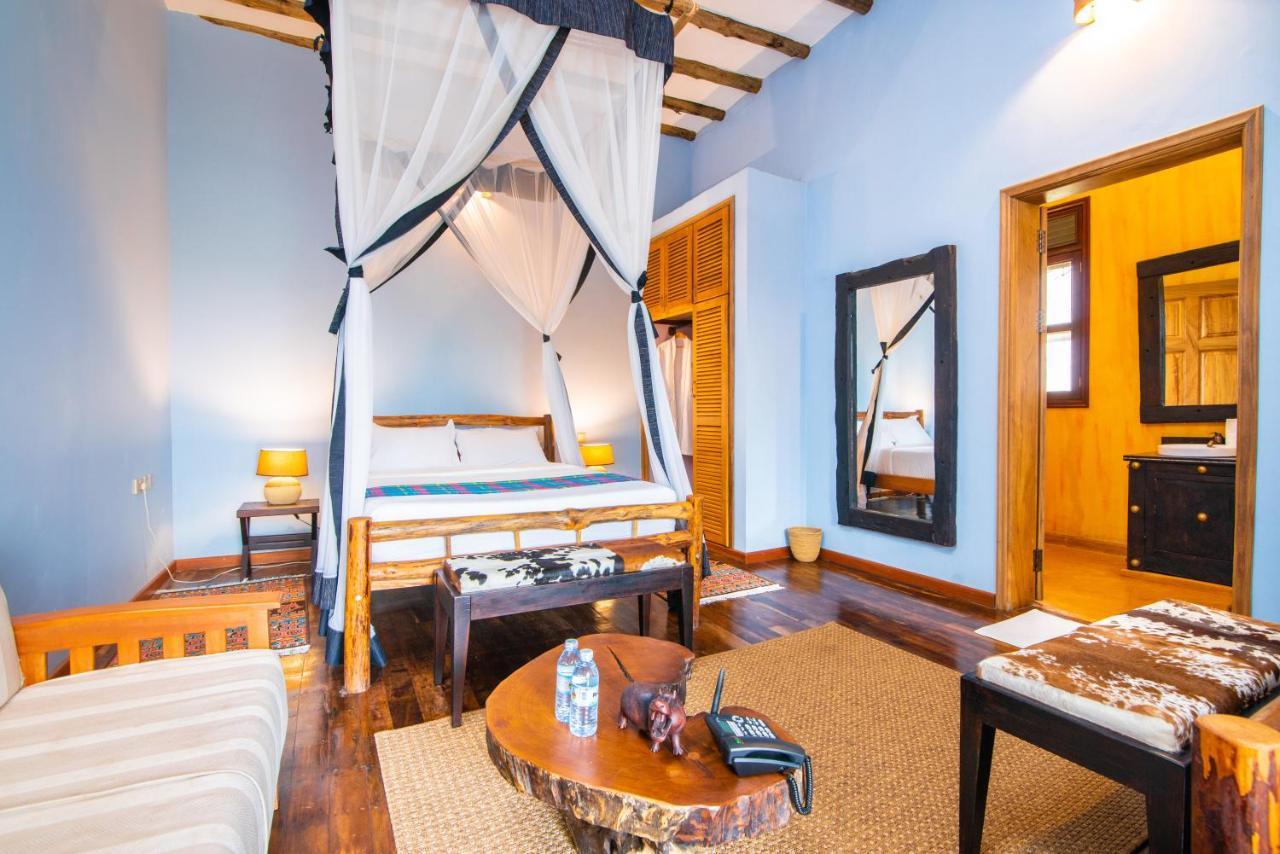 Buffalo Safari Lodge Katunguru Экстерьер фото