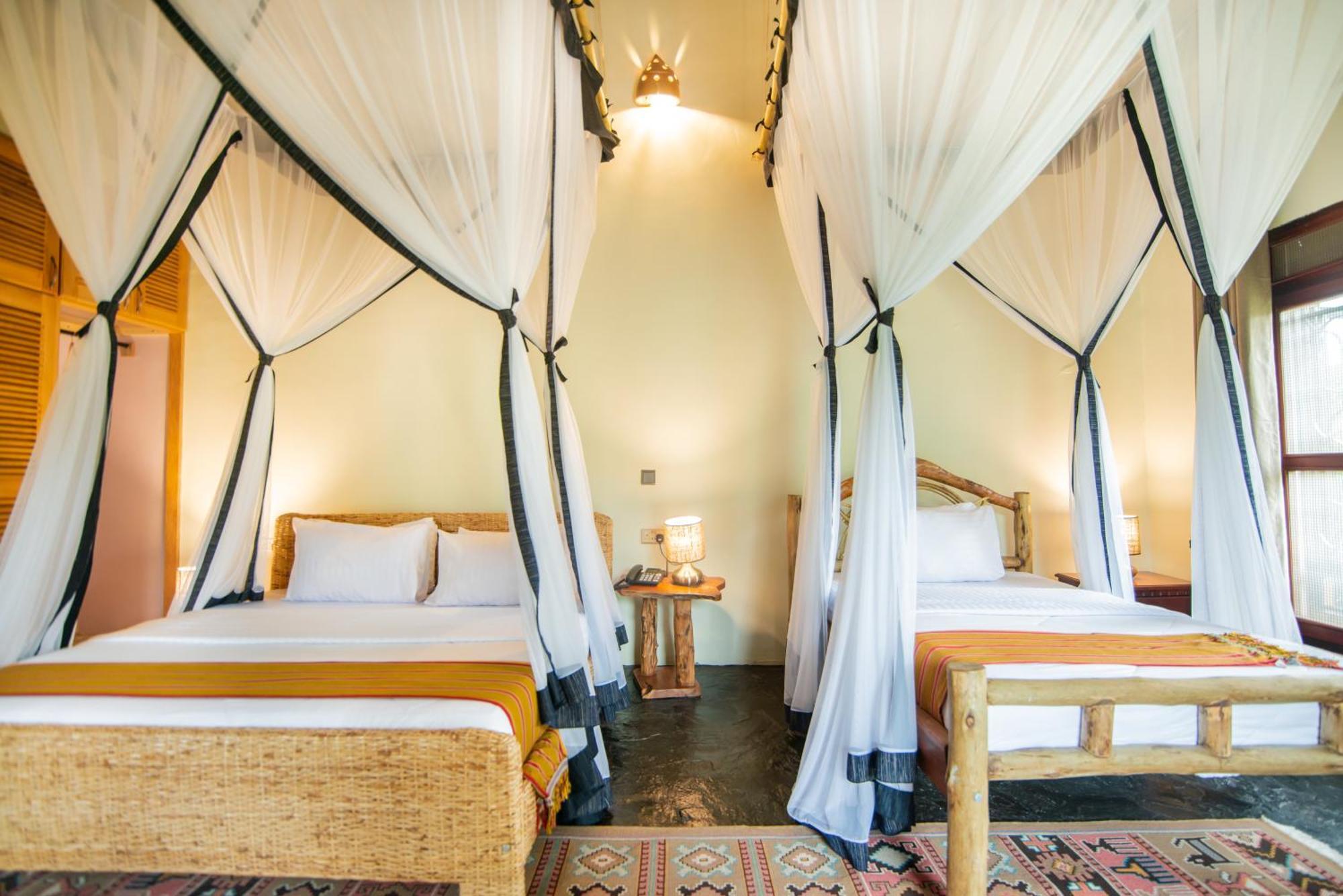 Buffalo Safari Lodge Katunguru Экстерьер фото