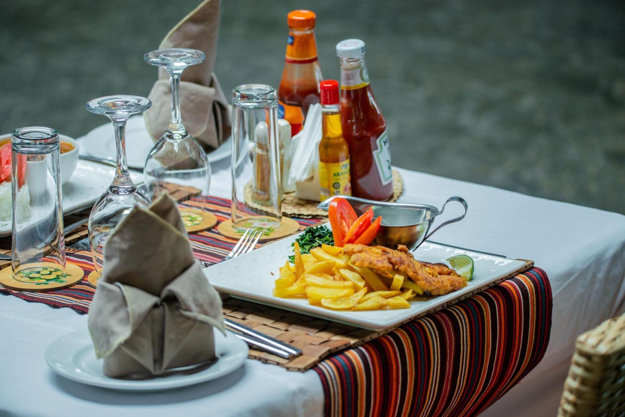 Buffalo Safari Lodge Katunguru Экстерьер фото